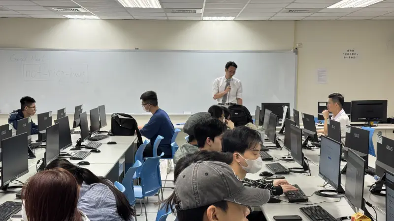 Eric 開南大學授課